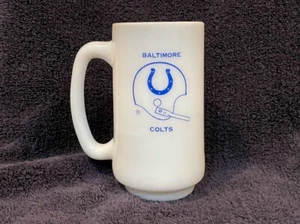 VINTAGE 1960's Baltimore Colts 5 1/2 Inch Milk Glass Mug, Johnny Unitas, NMMT!! - Picture 1 of 2