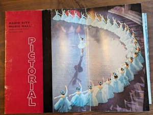 Libro de recuerdo del programa ilustrado Radio City Music Hall 1950 adjunto* efímero - Imagen 1 de 6