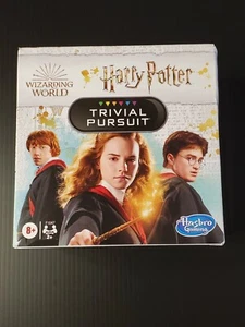 Hasbro Harry Potter Trivial Pursuit Compact Travel Trivia Game NIB - Picture 1 of 6