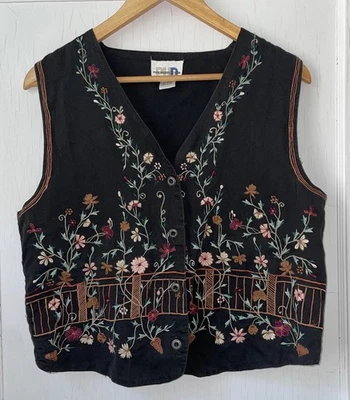 Paul Harris Designs Embroidered Floral Vest Sz M Cottage Grandma Twee Vintage - Image 1 of 4