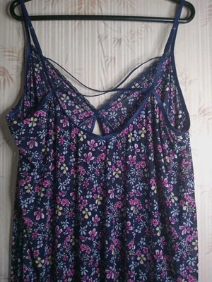 Sexy vestido de salón para mujer con curvas talla 3X 22-24 Secret Treasures azul safire Foto 1 de 4