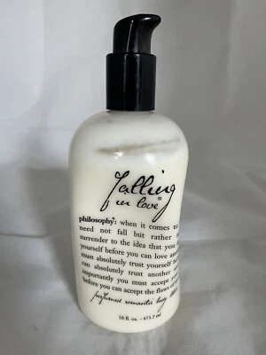 Emulsión corporal reafirmante Philosophy Falling In Love 16 oz con bomba 2002 botella difícil de encontrar Foto 1 de 4