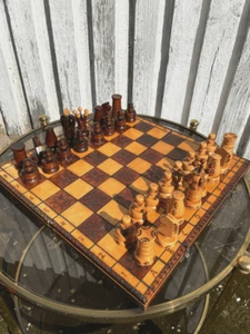 Vintage, handmade , wooden chess set - Picture 1 of 5