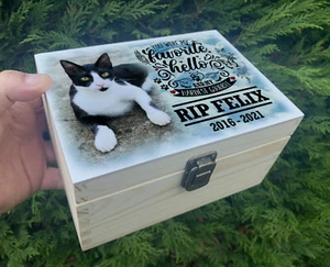 Cat Feline wooden urn casket, Urn for pet ashes, Keepsake box, In loving memory. - Picture 1 of 12