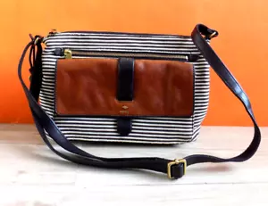 Borsa a tracolla FOSSIL Kinley a righe in pelle chiusura con cerniera convertibile - Foto 1 di 9