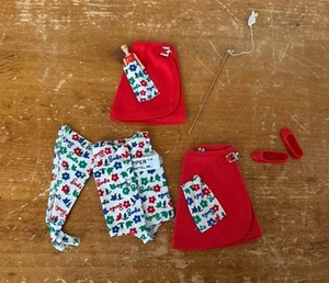 VINTAGE BARBIE AND SKIPPER OUTFIT LOT FUN AT THE FAIR 1624 DAY AT THE FAIR 1911 - Picture 1 of 1