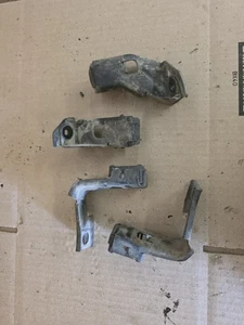 03-07 Ford F250 F350 6.0L AC A/C Condenser Mounting Brackets, Set of 4 - Bild 1 von 1