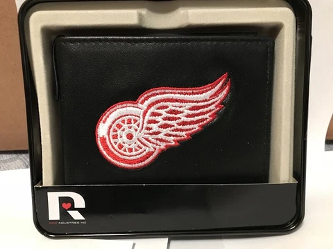 NHL Detroit Red Wings Embroidered Billfold / Wallet Cover