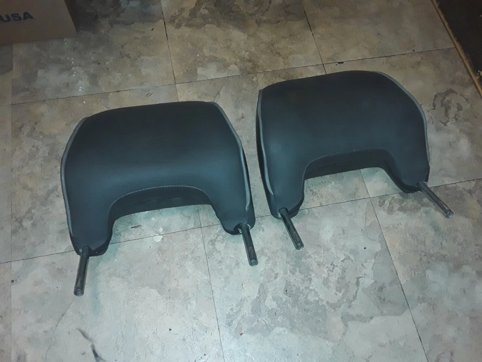 Volvo 960 S90 V90 Headrests - Pair - Grey - Imagem 1 de 1