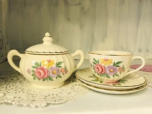 W S George Bolero Romance Berry Sugar Bowl W/ Cup & Saucer - Picture 1 of 6