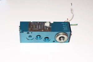 MAC 82A-AC-BKA valve plug-in sub-base manifold  6-month warranty - Picture 1 of 6