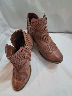 Botas al tobillo "sin clasificación" para dama nuevas sin etiquetas●Tacón de 1,5"●Cuero decorativo... Foto 1 de 4