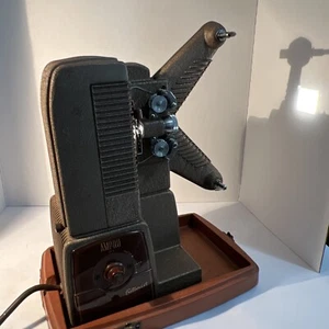 1940 AMPRO Futurist 8mm Film Projector w/Case, Lights Up/No Spin, FREE SHIPPING! - Picture 1 of 14
