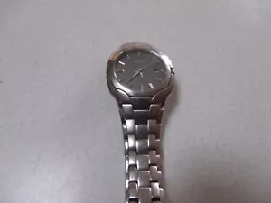 MEN'S CITIZEN ECO DRIVE GRAY FACE SILVER TONE WRIST WATCH WORKS - Picture 1 of 3
