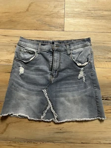 Girls - Blue Jean Skirt - Size 14/16 - Shorts Attached - Looks New - Picture 1 of 6