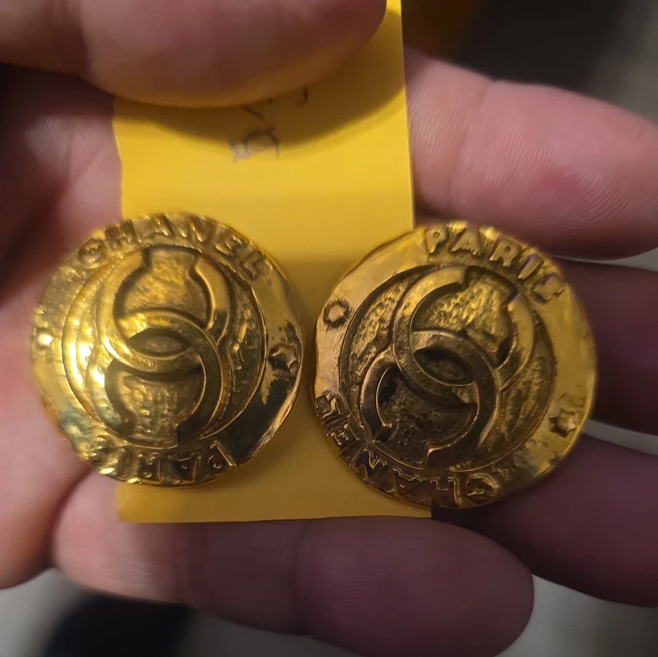 Auténticos Pendientes Chanel Coco Mark Paris Círculo Redondo 2_8 GP 25,64g con B SK040025 Foto 1 de 3