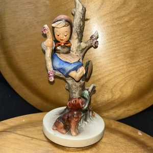 Vintage TMK 3 1957 56/B "Out of Danger" Porzellan Figur 6,5" H - Bild 1 von 11
