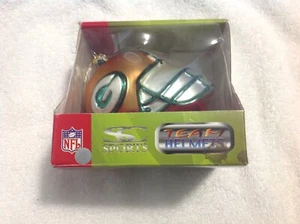 GREEN BAY PACKERS TEAM HELMET BLOWN GLASS CHRISTMAS ORNAMENT 3'' - Picture 1 of 4