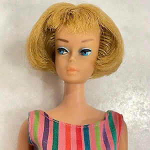 Vintage Barbie American Girl Doll Wrist Tag Gold Stand ALL ORIGINAL Near Mint - Picture 1 of 23