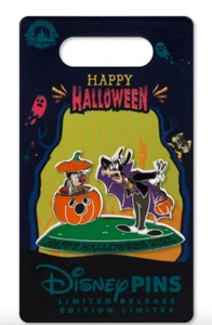 Disney Parks 2023 Happy Halloween Goofy And Max Pumpkin LR Slider Pin New! - Picture 1 of 3