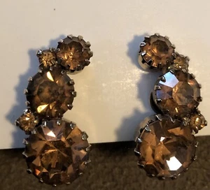 Vtg. Topaz Dark Citrine Colored Rhinestone Screw Back Earrings 1” L Sparkly C24 - Picture 1 of 4