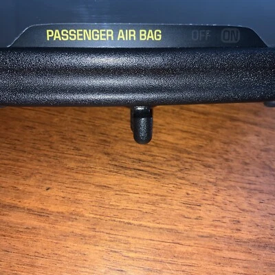 Внутреннее зеркало заднего вида 2010-2014 OEM Chevrolet Tahoe ручное затемнение изящное на запчасти - Изображение 1 из 4