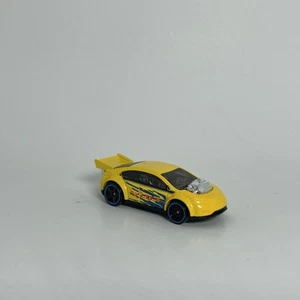 Hot Wheels 2020 Super Volt Yellow W/ Blue Rim Multi Gift Pack Exclusive LOOSE - Picture 1 of 7