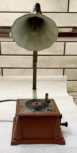 Vintage Gramophone Style Adjustable Table Lamp. Works Good. - Picture 1 of 9