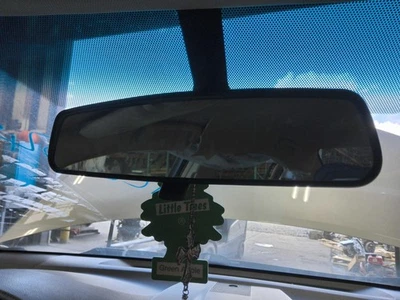 Espejo retrovisor interior delantero central usado se adapta a: Toyota Camry 2014 dimmi manual Foto 1 de 4