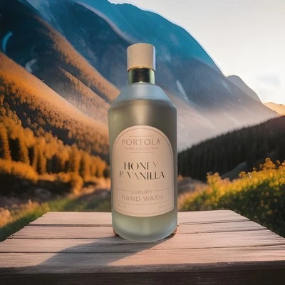 PORTOLA HOME COLLECTION 🍯 HONEY & VANILLA LUXURY HAND WASH 20 FL Oz 🆕 - Image 1 of 4