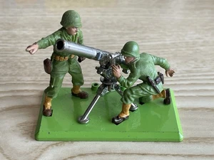 Vintage, Britains Deetail, WW2 US Mortar / Gun Crew, Spielzeugsoldaten im Maßstab 1:32. - Bild 1 von 6
