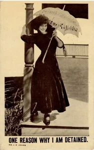 Early 1900's Original RPPC Postcard ~ Sweet Looking Gal Holding Umbrella - Bild 1 von 2