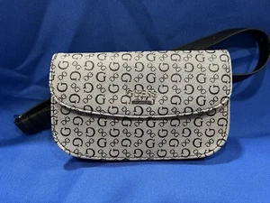 Guess Handbag Wallet Fanny bag pack sport travelling waist belt crossbody NWOT - Picture 1 of 4
