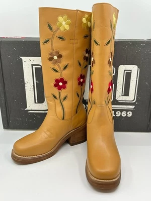 Botas DINGO NUEVAS EN CAJA Plantain Bloom LTHR Talla 8,5 M Tostadas Mujeres Bordadas Florales Occidentales Foto 1 de 4