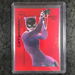 Gemas de metales preciosos Batman Catwoman 2025 Metal Universe rojo 17/100 #110 - Imagen 1 de 1