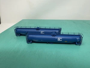 Atlas N - 33k Kesselwagen - ohne LKW/Paket - GLNX 2er Set - Bild 1 von 3