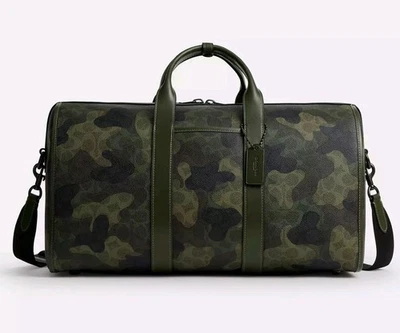 Bolsa de viaje Coach Gotham 45 con estampado de camuflaje exclusivo Foto 1 de 4
