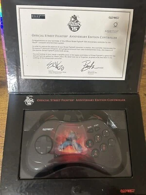 Xbox Street Fighter 15th Anniversary Controller Akuma - Image 1 of 4
