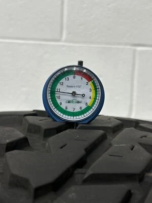 1x LT285/75R18 Yokohama Geolandar M/T G003 10/32 Used Tire - Image 1 of 3