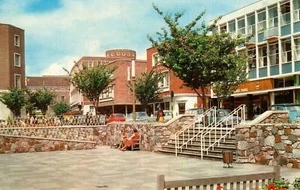 (aq38) Bedford Street Exeter - Devon Postcard - Picture 1 of 2