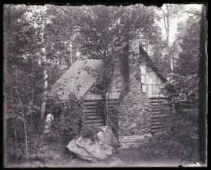 ONE EARLY 1900s ANTIQUE GLASS NEGATIVE, NEWPORT, ME, "CABIN SCENES" #2 - Picture 1 of 2