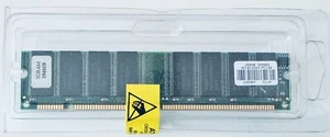 NEW HYNIX 256MB SDRAM PC133 168-Pin DIMM | HY57V2882HCT-H - Picture 1 of 3