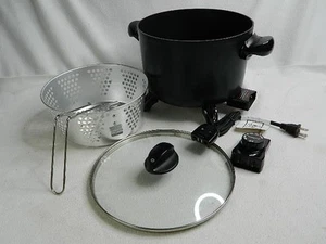Presto Multikocher mit Glasdeckel Frittierkorb & Griff & Netzkabel Sonde 6 Quart. - Bild 1 von 1