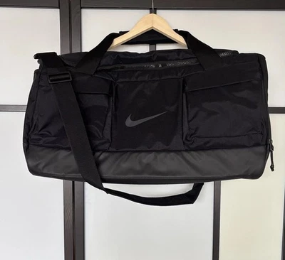 Nike vapor power duffel Bag Multiple Compartments Gym Athleisure Travel Logo - Image 1 of 4