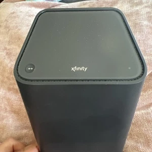 XFINITY Comcast XB6-T WiFi Router and Modem With Power Cord - Brand New - Picture 1 of 4