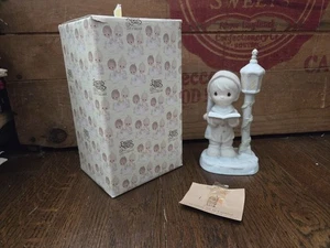 Enesco Precious Moments "O Come All Ye Faithful" 1982 Original Box E-2353. MIB - Picture 1 of 12