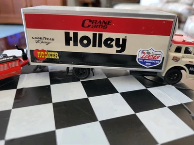 M2 Customized Auto Haulers Holley - 1966 Ford C-950 Truck w/70 Ford Mustang Boss - Image 1 of 4