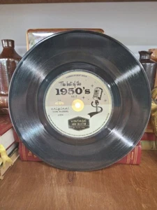 Plato de hojalata - Plato de cena - Disco de vinilo retro lo mejor de los años 50 - Imagen 1 de 3