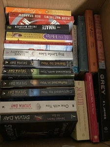Buchpaket - 8 Pfund verschiedene Taschenbücher Erwachsenenromane - Zustand: gebraucht 📚 - Bild 1 von 3