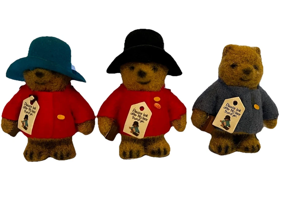 "Mini figura de oso Paddington vintage lote de 3 flocados con sombrero Hong Kong HCF 2,5""" Foto 1 de 4